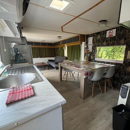 Gite "Home" - Piscine Juvigny Les Vallees エクステリア 写真