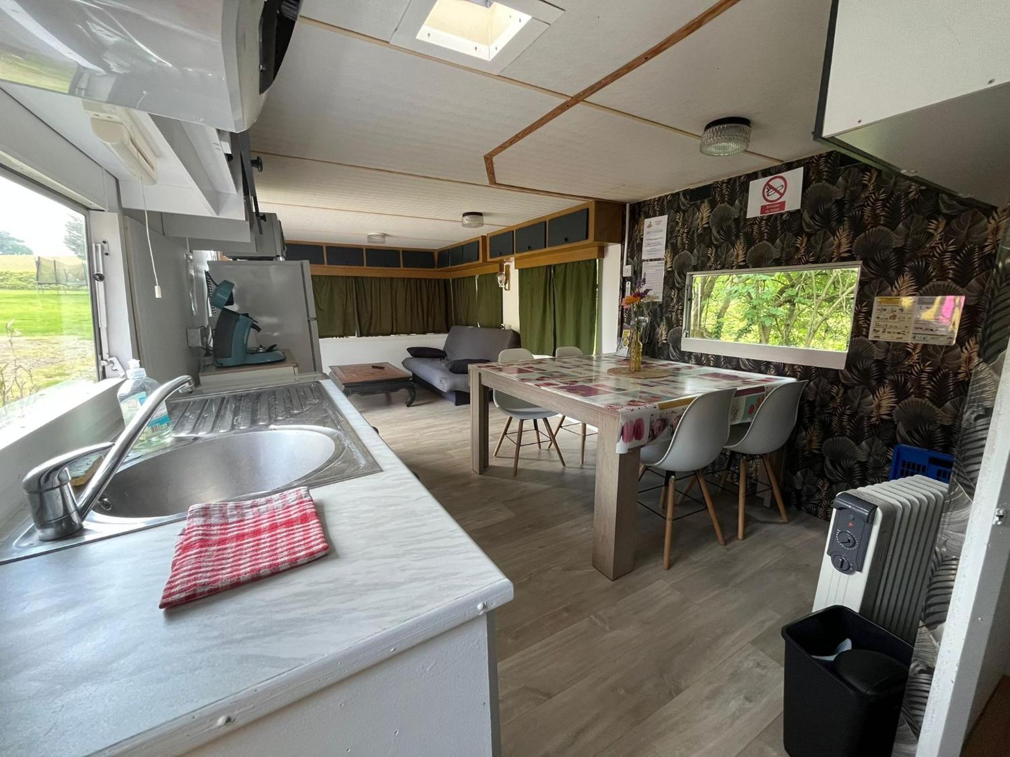Gite "Home" - Piscine Juvigny Les Vallees エクステリア 写真